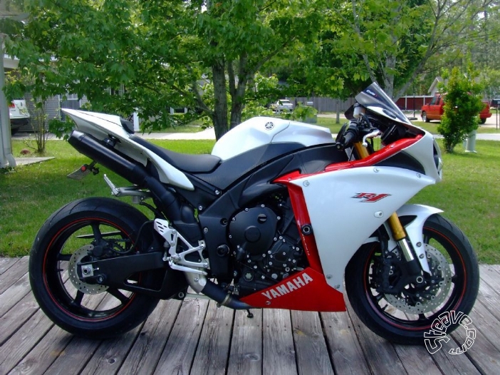 2009 Yamaha YZF-R1 & Accessories