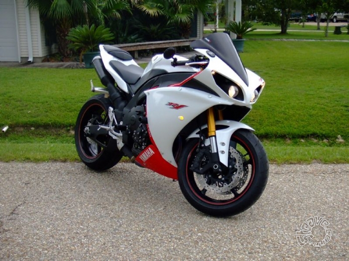 2009 Yamaha YZF-R1 & Accessories