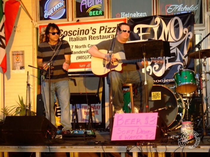 Coscino's Pizza's Free Mardi Gras Concert - February 2011