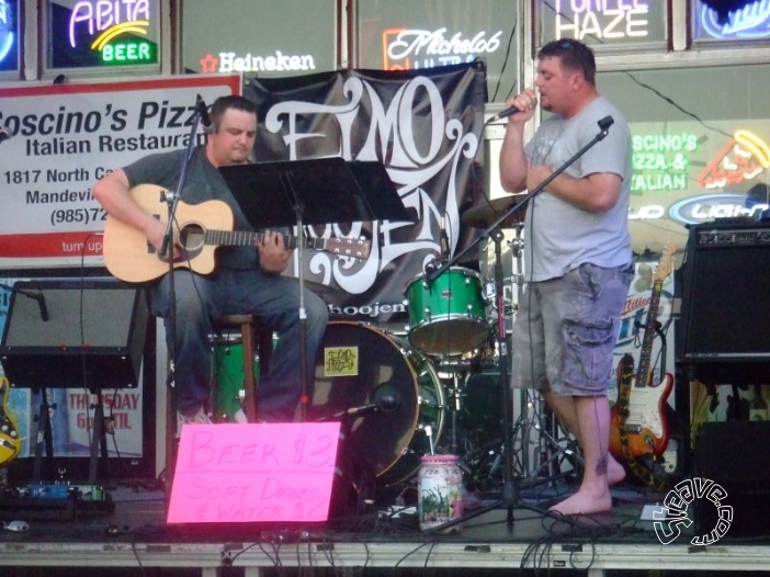 Coscino's Pizza's Free Mardi Gras Concert - February 2011