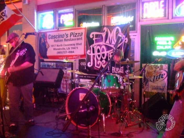 Coscino's Pizza's Free Mardi Gras Concert - February 2011