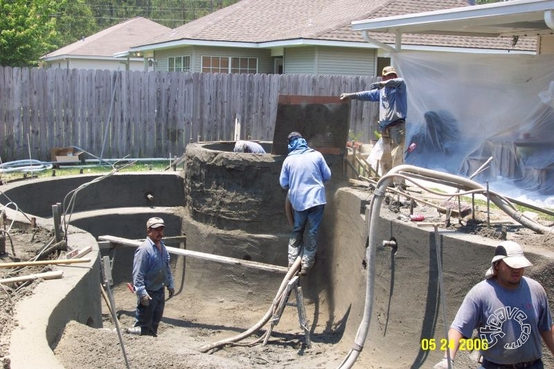 Pool and Spa Build - May, June, July, August 2006