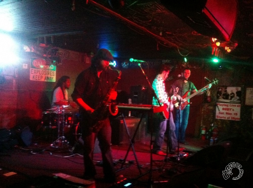 Hamilton Loomis Band - Ruby's Roadhouse - November 2011