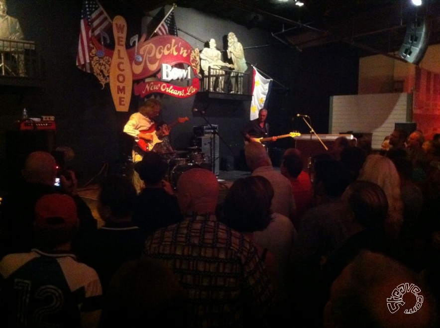 Tab Benoit & Sonny Landreth - Rock n Bowl - July 2011