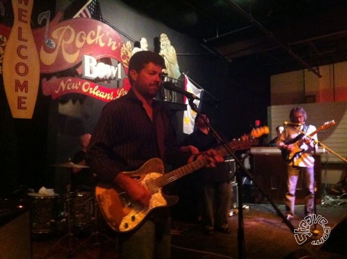 Tab Benoit & Sonny Landreth - Rock n Bowl - July 2011