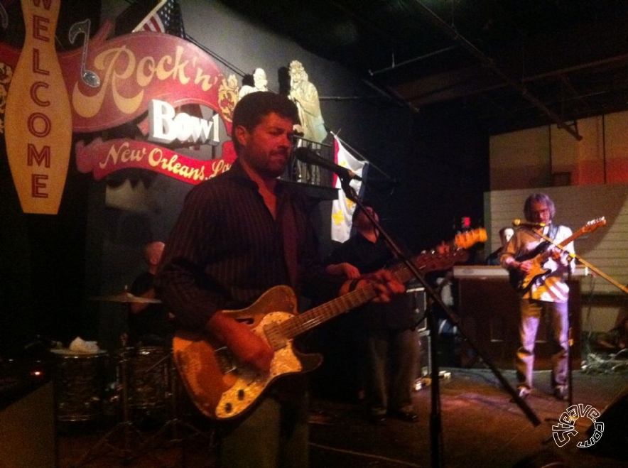 Tab Benoit & Sonny Landreth - Rock n Bowl - July 2011