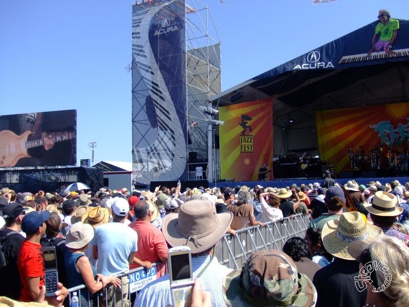 Santana - New Orleans Jazz & Heritage Festival - May 2008