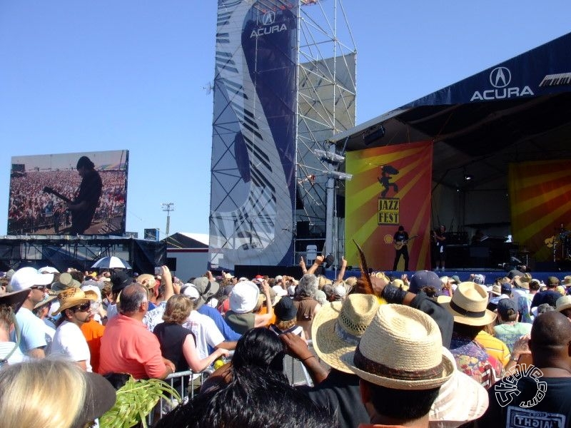 Santana - New Orleans Jazz & Heritage Festival - May 2008